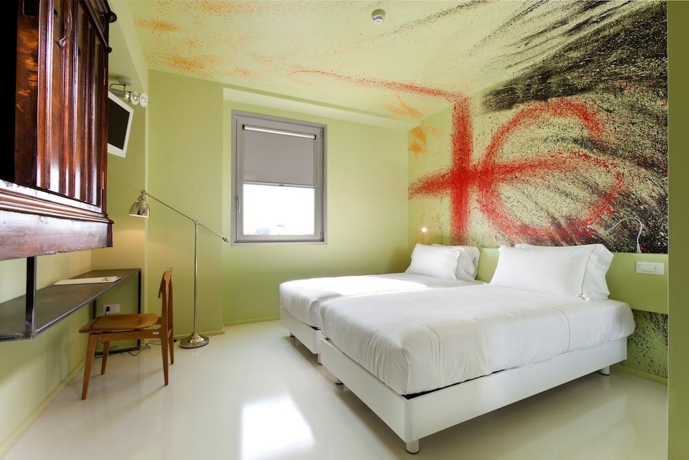 Hotel Aiden By Western Jhd Dunant 4*
