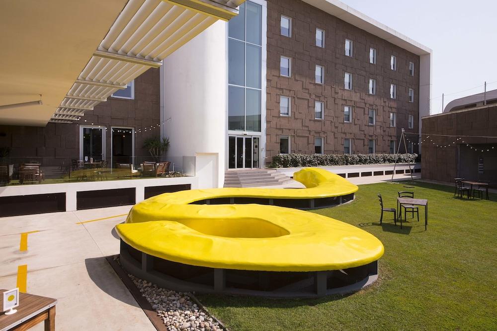 Aiden By Best Western Jhd Dunant 4*